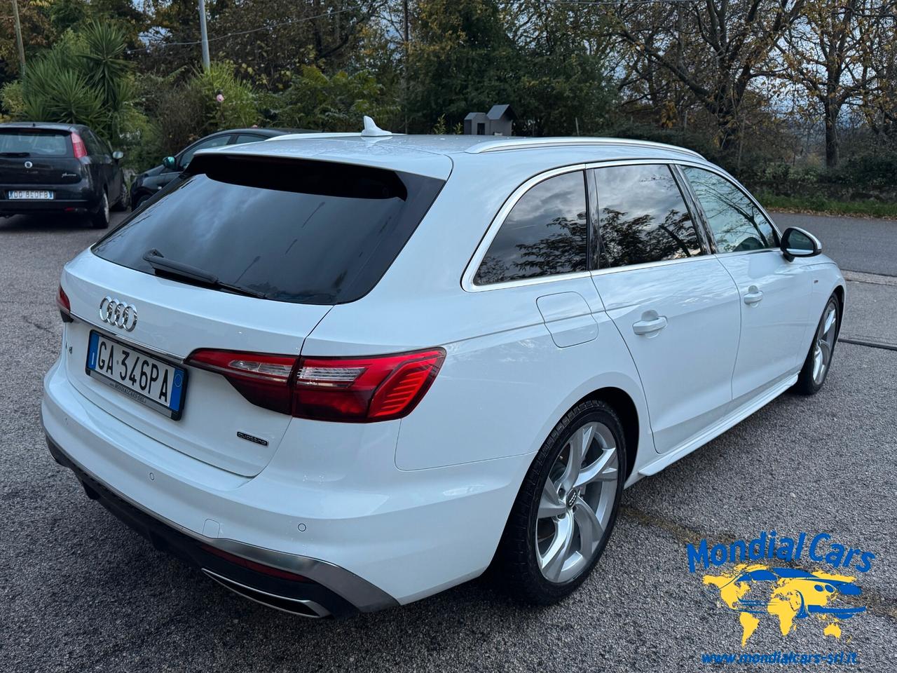 Audi A4 Avant 40 TDI quattro S tronic line edition