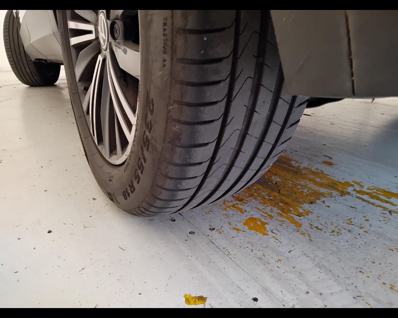 VOLKSWAGEN Tiguan II 2021 - Tiguan 1.5 tsi Elegance 150cv dsg