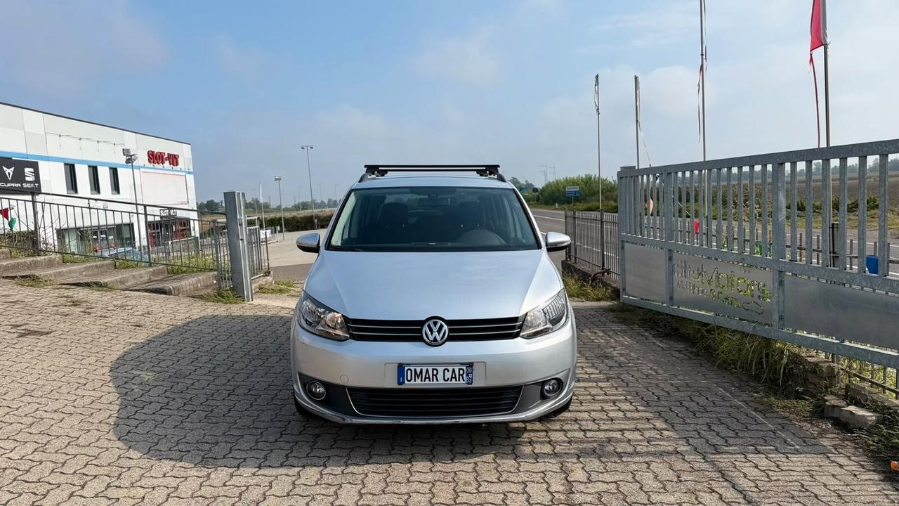 VW TOURAN 1.6 DIESEL 7 POSTI AUTOMATICO NEOP.