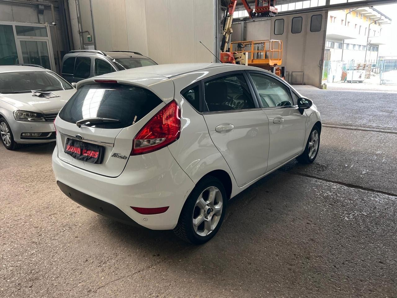 Ford Fiesta 1.4 TDCi 5p.-2011