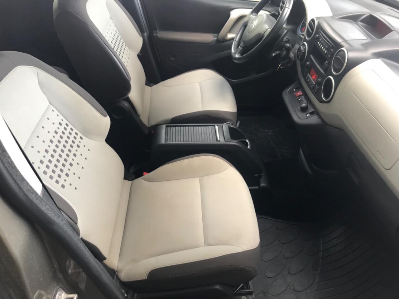 Citroen Berlingo Multispace 1.6 e-HDi 90 ETG6 Seduction Automatico GancioTraino