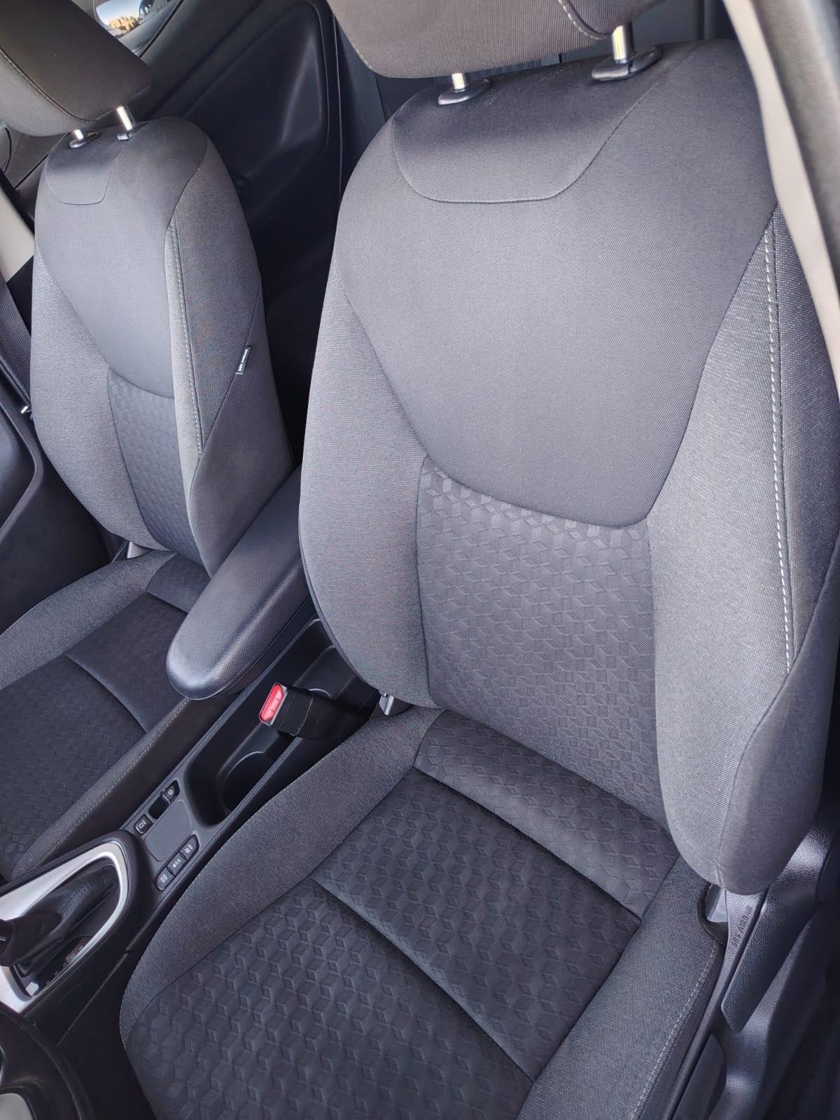 Toyota Yaris CAMBIO AUTOMATICO 1.5 Hybrid 5 porte