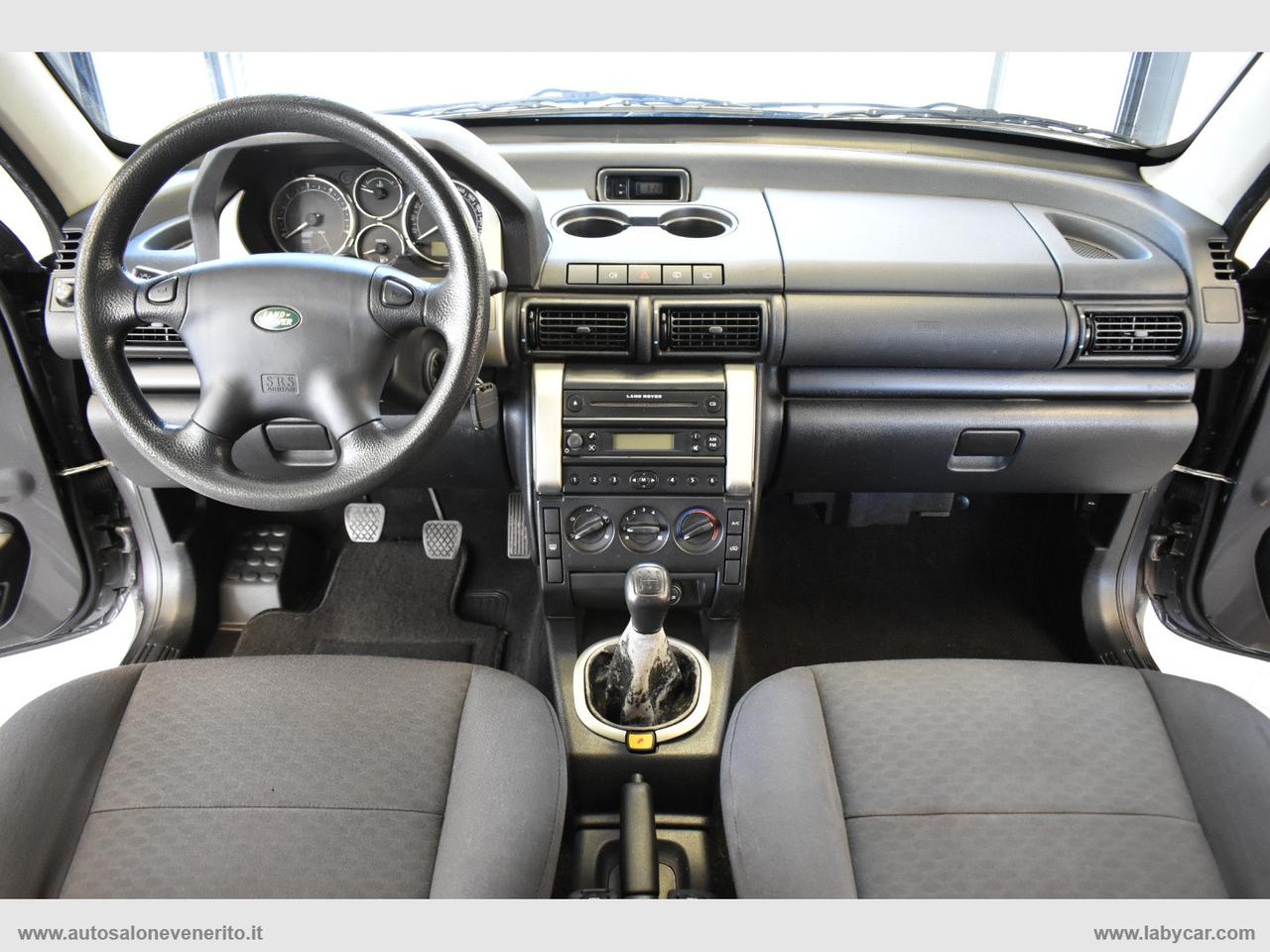 LAND ROVER Freelander 2.0 Td4 3p. Softback S