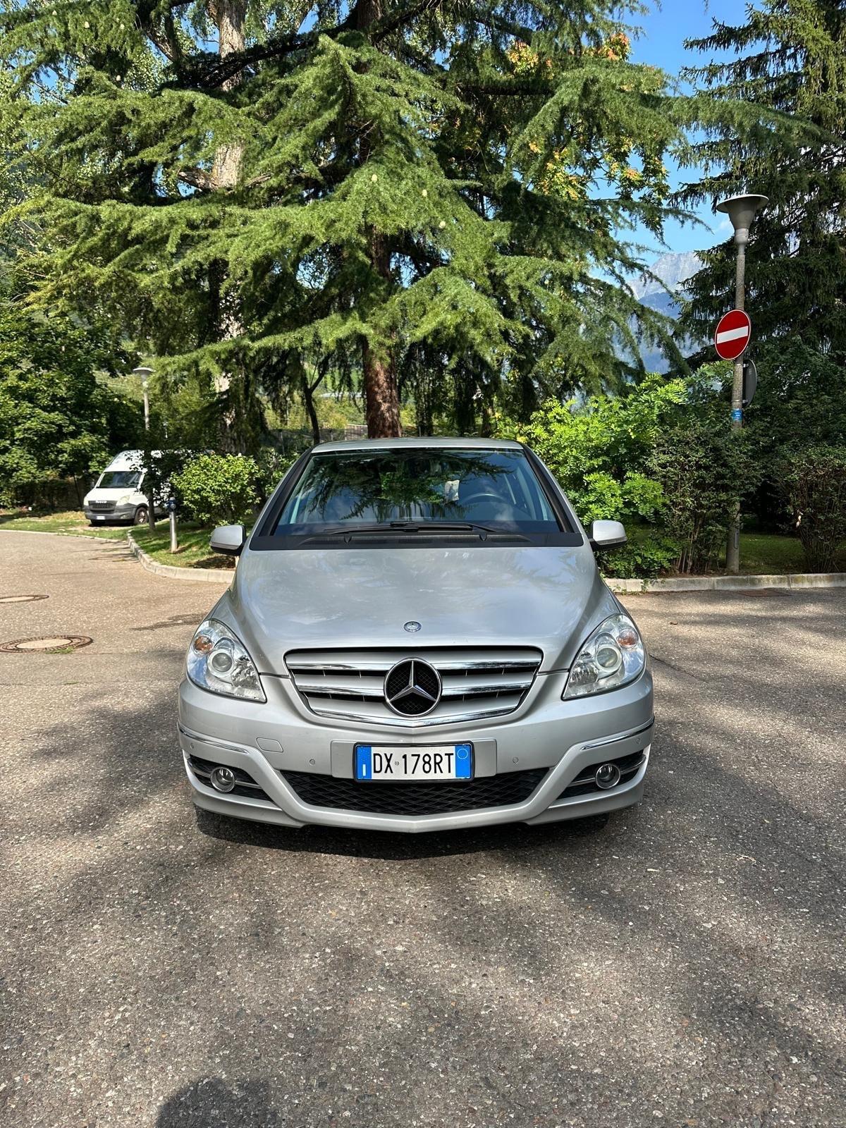 Mercedes-benz B 180 BlueEFFICIENCY Sport NEOPATENTATI