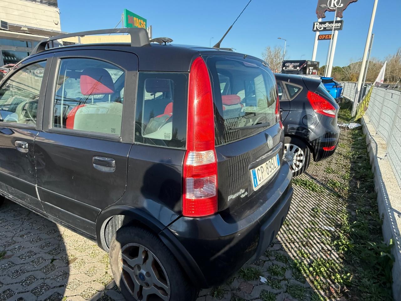 Fiat Panda 1100 i.e. cat 4x4 Climbing