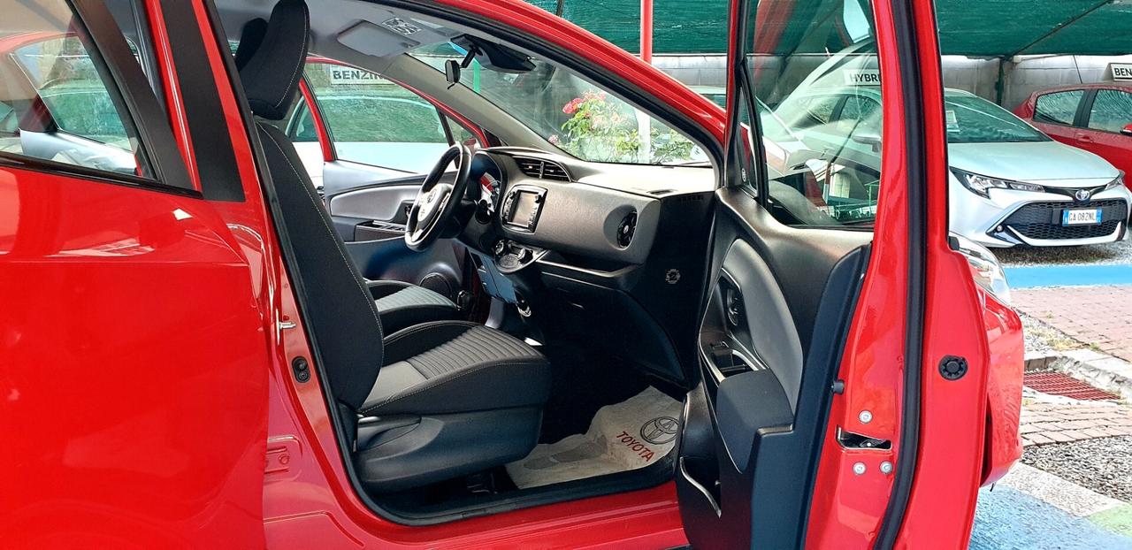 TOYOTA YARIS 1.5 BENZINA/IBRIDA KM 69 MILA CON GARANZIA TOYOTA