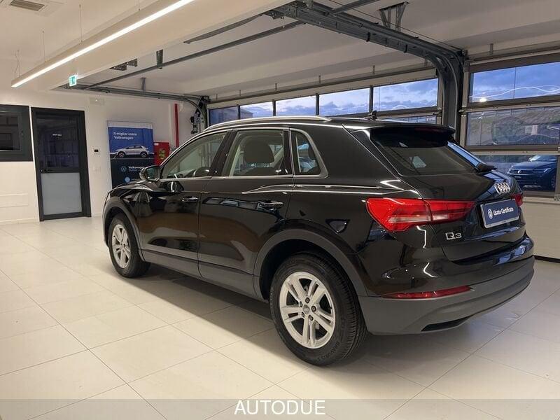 Audi Q3 35 TDI S TRONIC