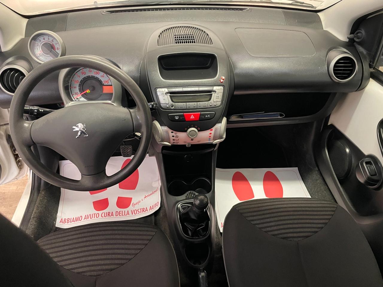 Peugeot 107 1.0 3p. Active Full Optional Neopatentati