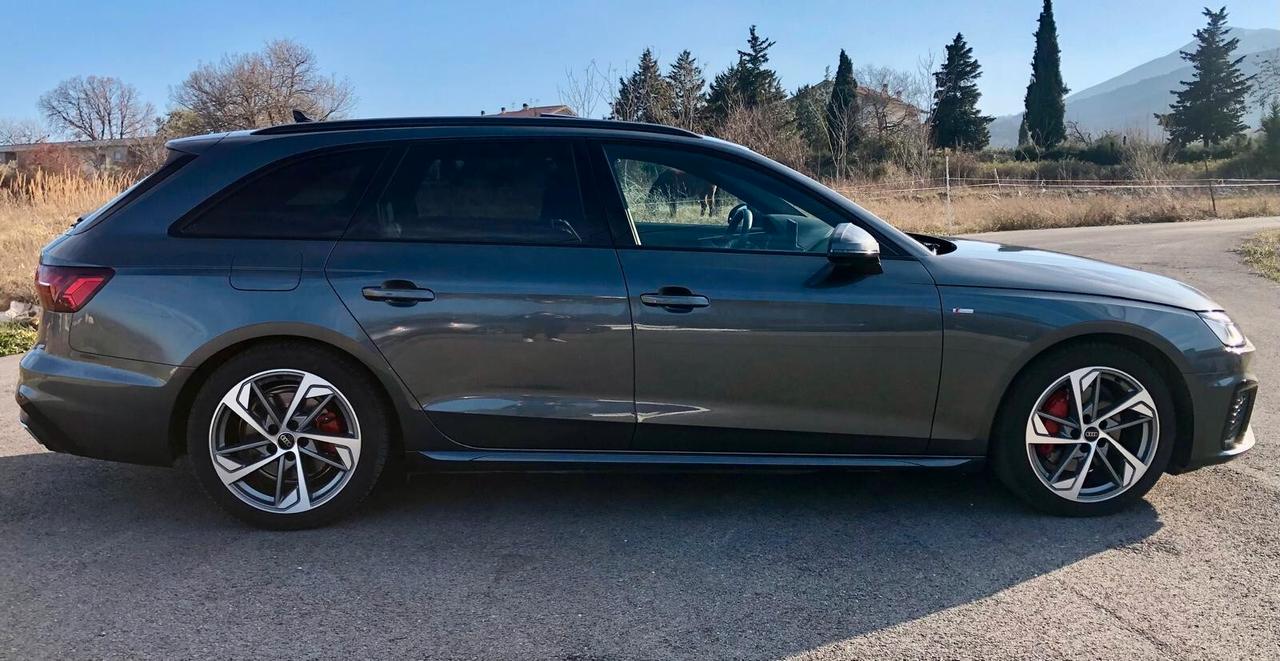 Audi A4 Avant 40 TDI quattro S tronic S line edition