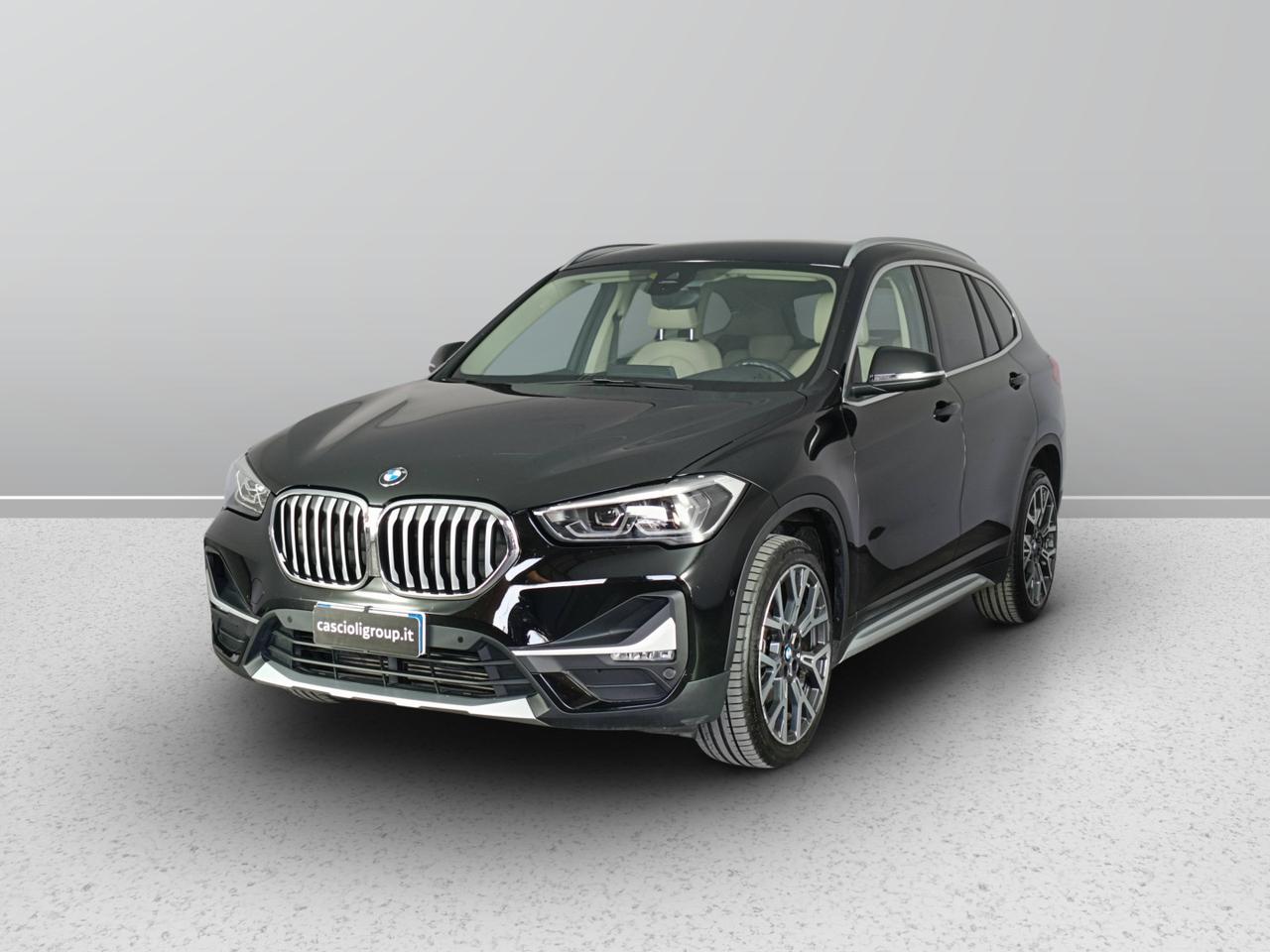 BMW X1 F48 2019 - X1 sdrive18d xLine