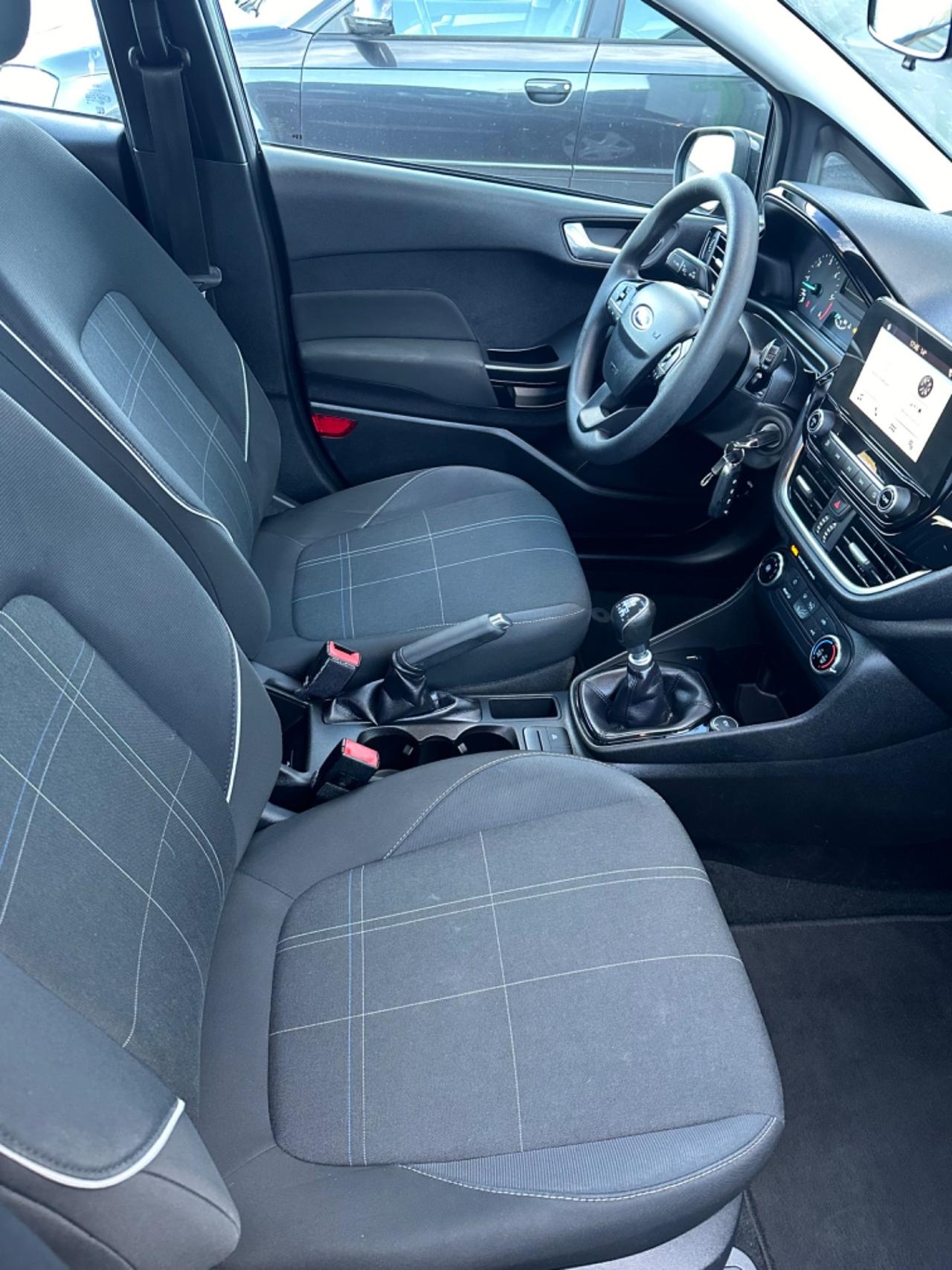 Ford Fiesta 1.5 TDCi 86cv ADATTA A NEOPATENTATI