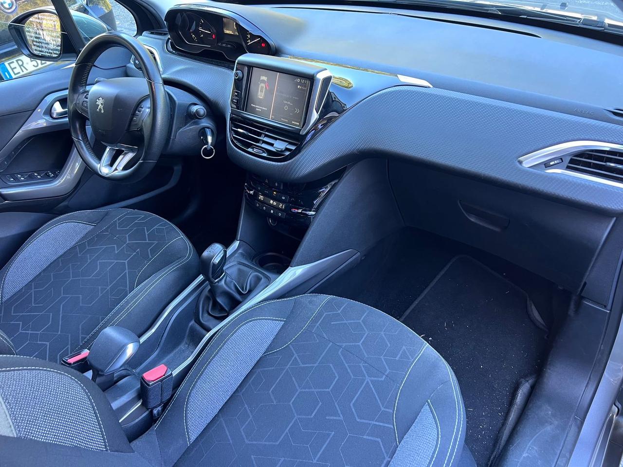 Peugeot 2008 Active 1.2 PureTech 82 #6660