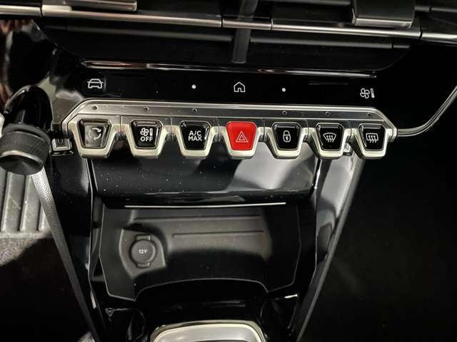 Peugeot 208 1.2 100cv Allure + Key Less + Navi + Telecamera