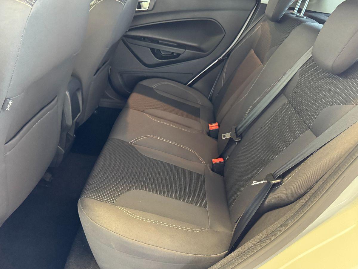 FORD Fiesta 1.4 5p. GPL Titanium