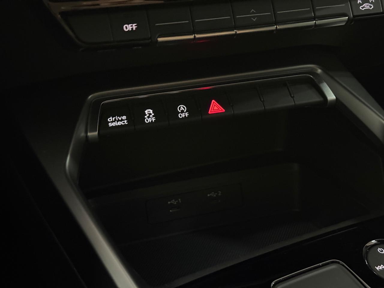 AUDI A3 2022 SPB 30 TDI S tronic Business Advanced
