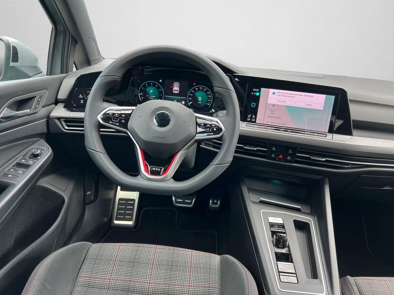 Volkswagen Golf 8 GTI 2.0 TSI GTI DSG