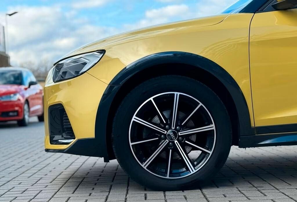 Audi A1 citycarver 30 TFSI