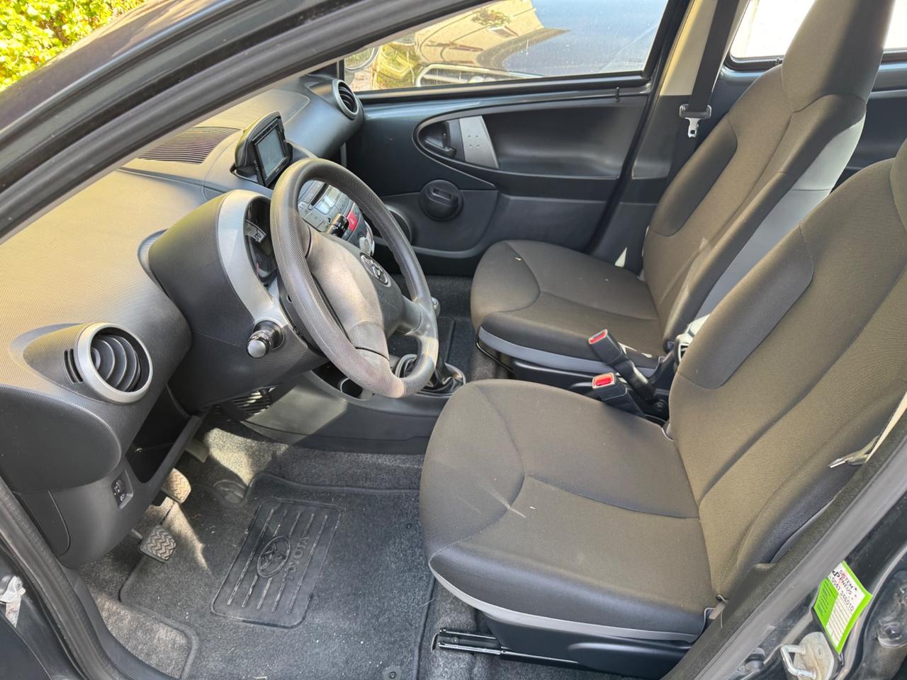 Toyota Aygo 1.0 12V VVT-i 5 porte Lounge Connect MMT