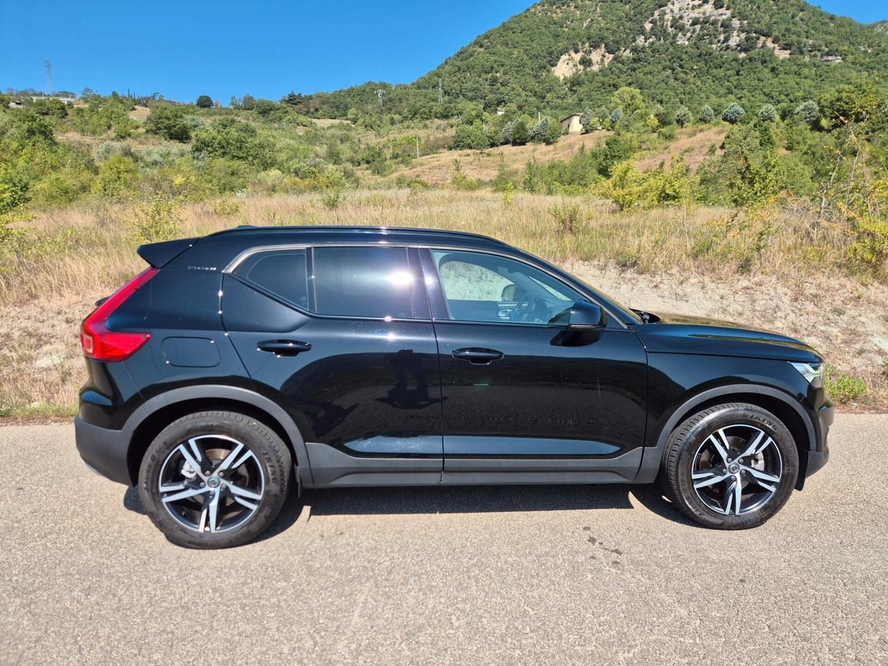Volvo XC40 D3 AWD R-design