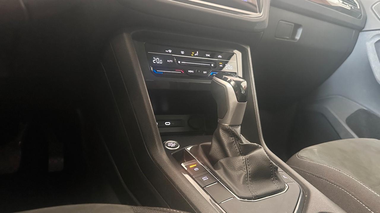 Volkswagen Tiguan 2.0 TDI 150 CV SCR DSG Elegance
