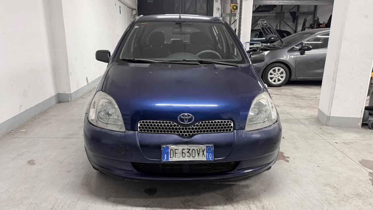 Toyota Yaris 1.0i 16V cat 5 porte