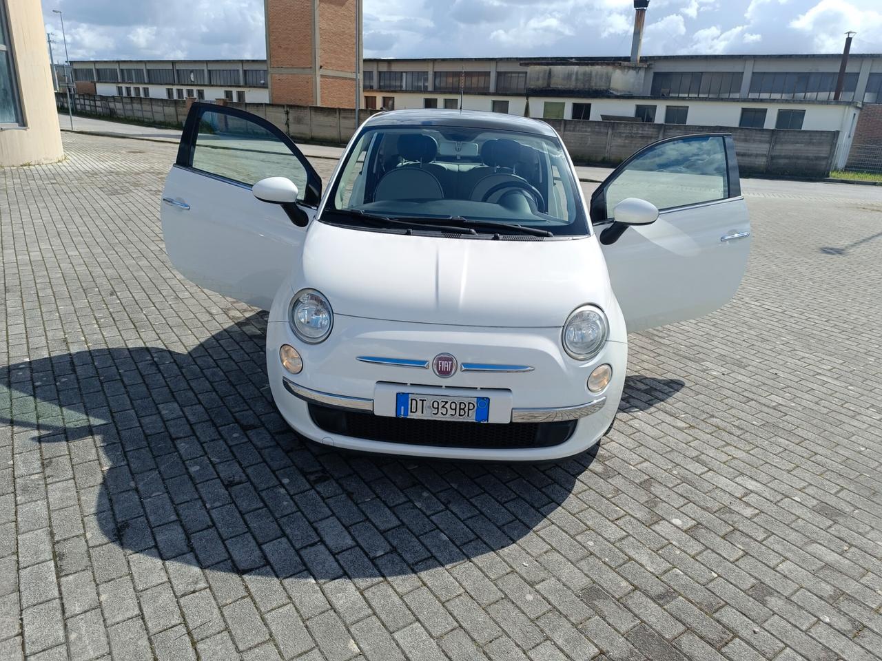 Fiat 500 1.2 Lounge del 2009 SOLAMENTE 82.000 KM