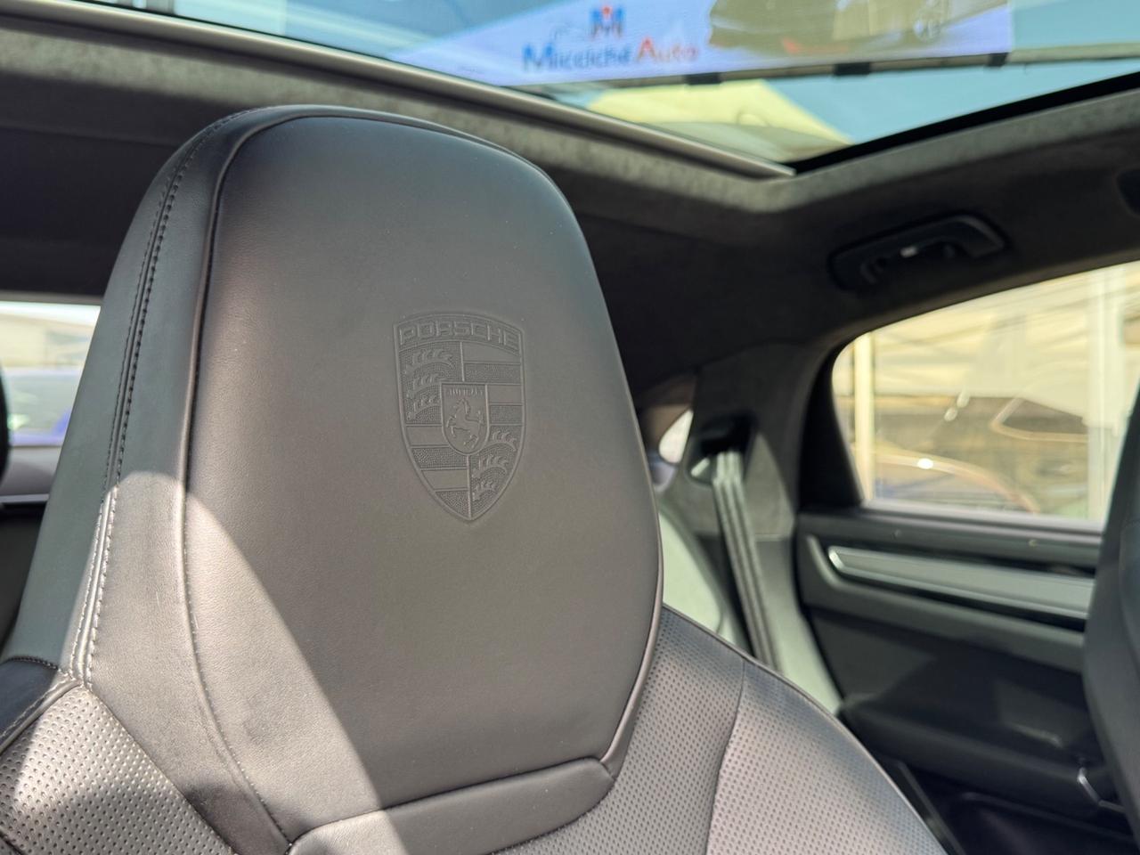 PORSCHE CAYENNE COUPE' TURBO S 4.0 V8 680 CV E-HYBRID LAVA ORANGE FULL IVA