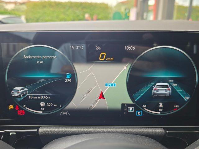 MERCEDES-BENZ GLA 200 d Automatic Premium AMG Line 19" MBUX LED Performa
