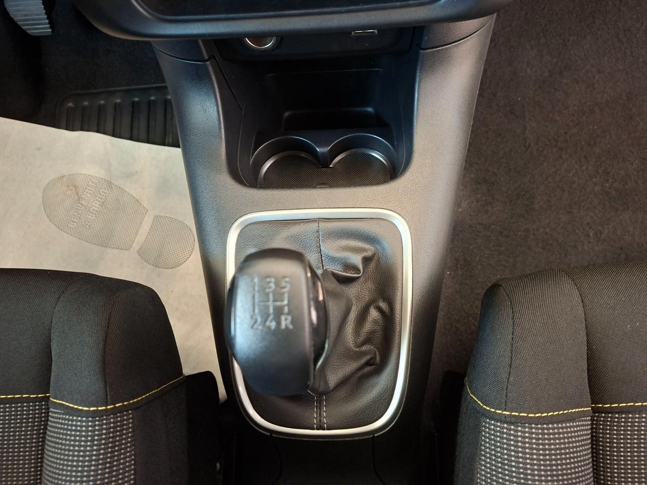 Citroen C3 PureTech 83 S&S Max con KM 15850 !!!