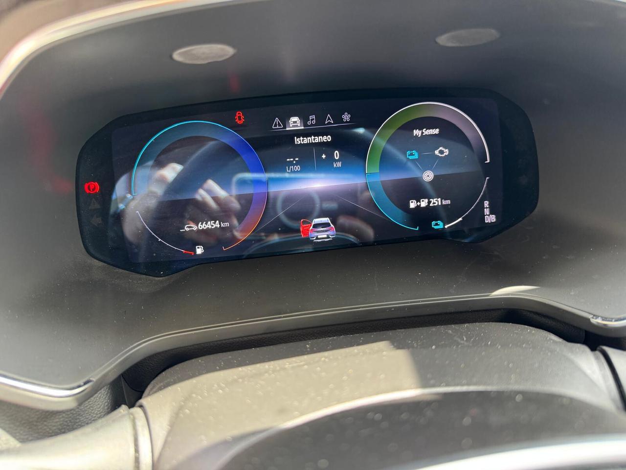 Renault Captur Plug-in Hybrid E-Tech 160 CV Intens