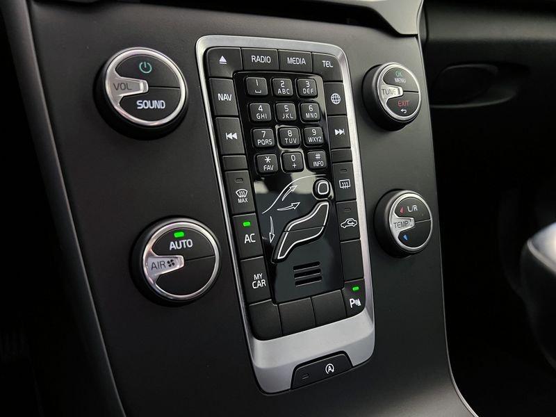 Volvo V40 Cross Country V40 Cross Country D2 Business Plus