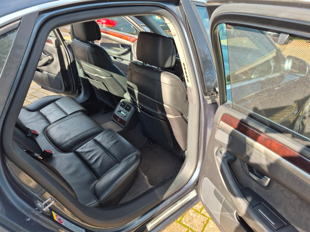 Audi A8 L 4.2 V8 TDI F.AP. quattro tiptronic