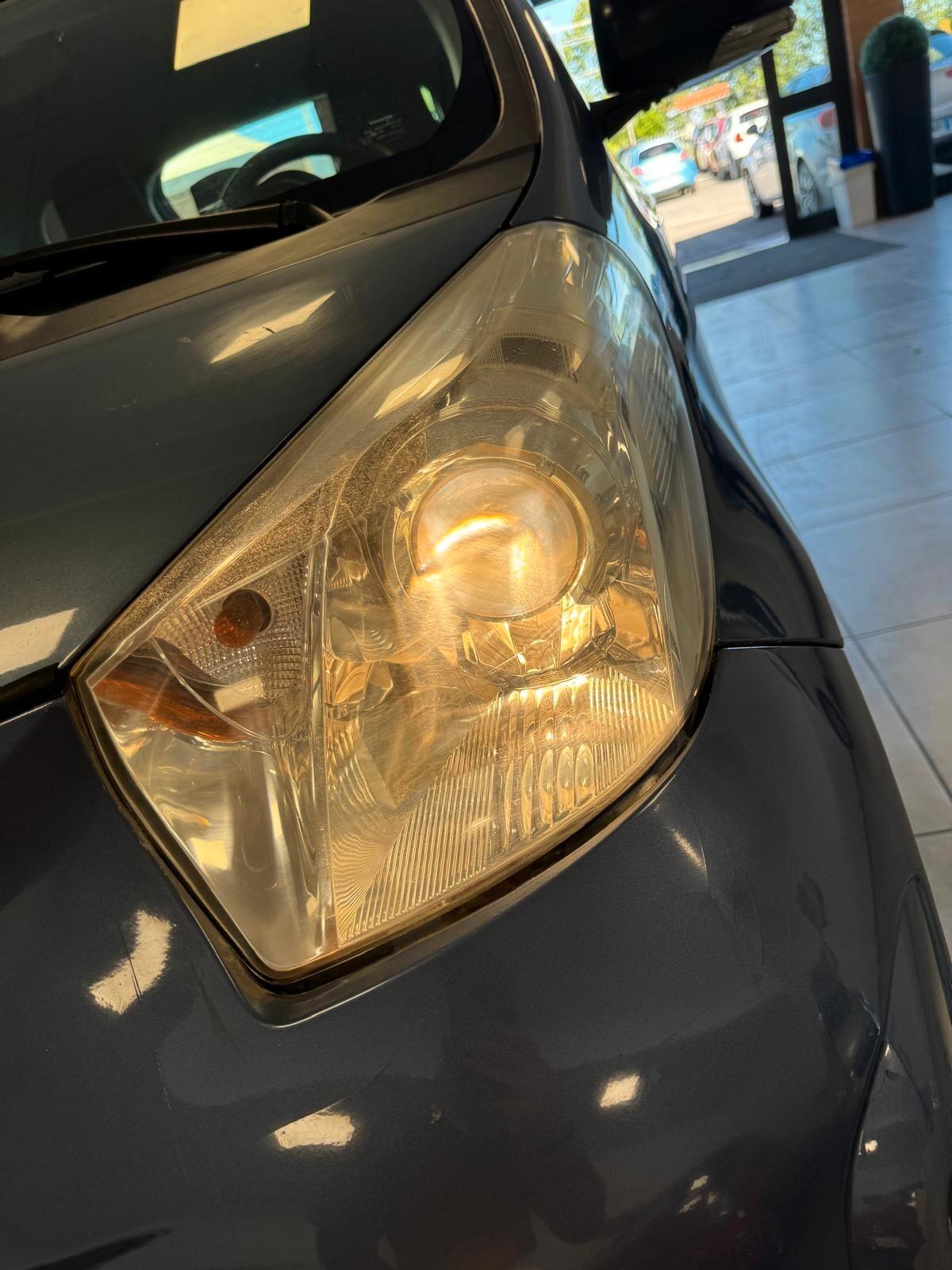 Toyota iQ 1.0 BENZ 68CV AUTOMATICA 2011