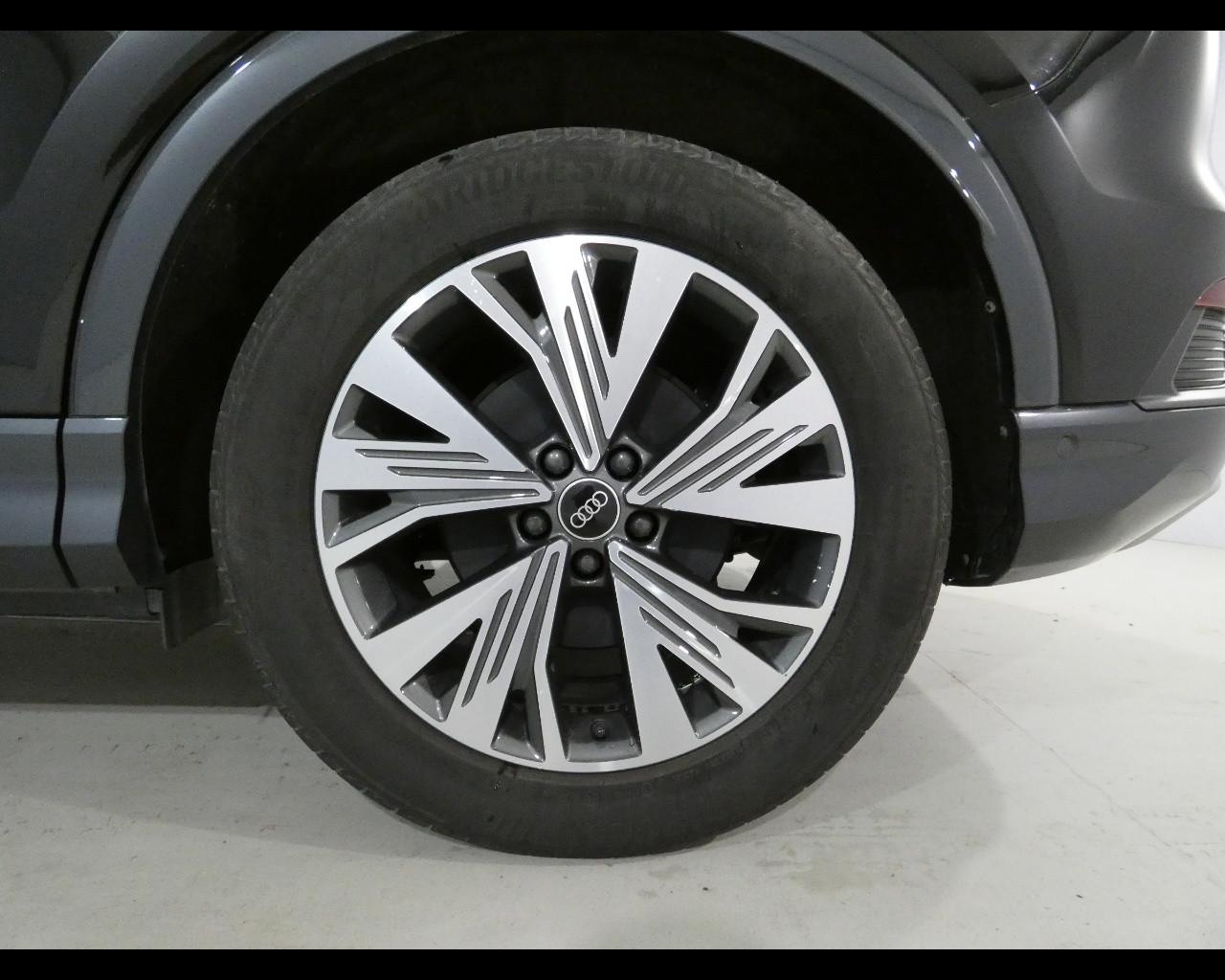 AUDI Q4 e-tron - Q4 40 e-tron Business