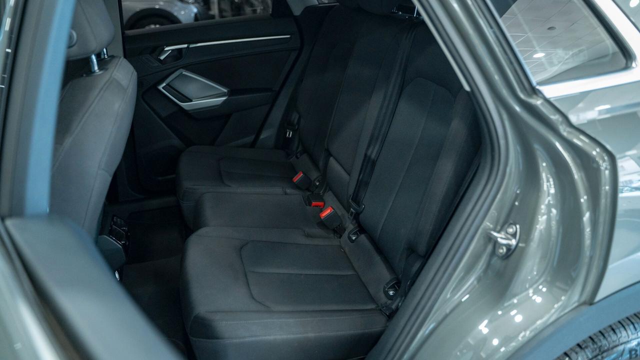 Audi Q3 35 2.0 TDI S TRONIC SPORT XENO NAVI FULL OPTIONAL