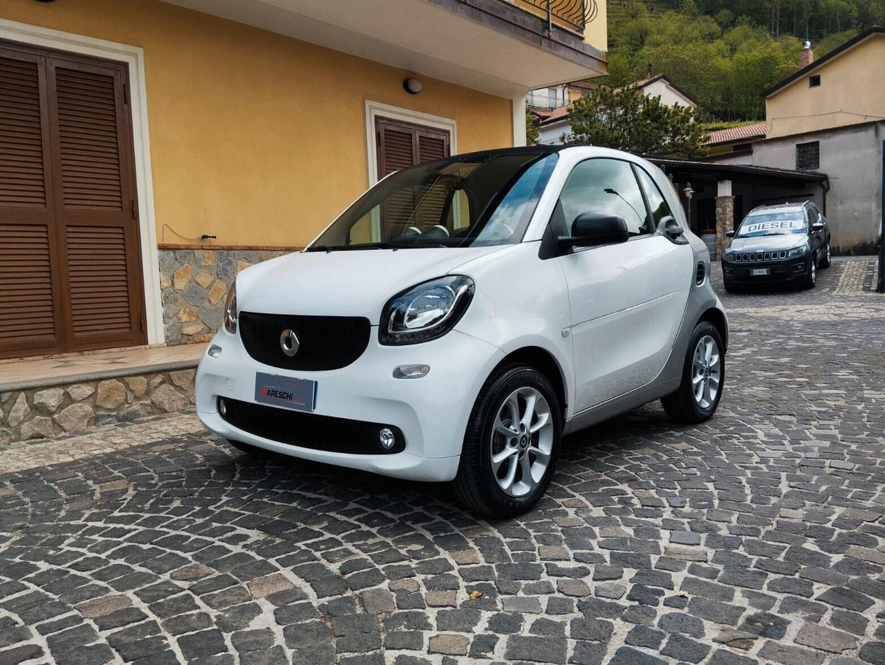 Smart ForTwo 1.0 Yuongster 71cv benzina!!!
