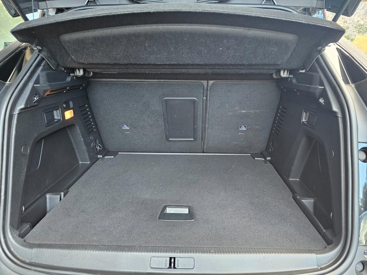 Peugeot 3008 BlueHDi 130 S&S Allure pack