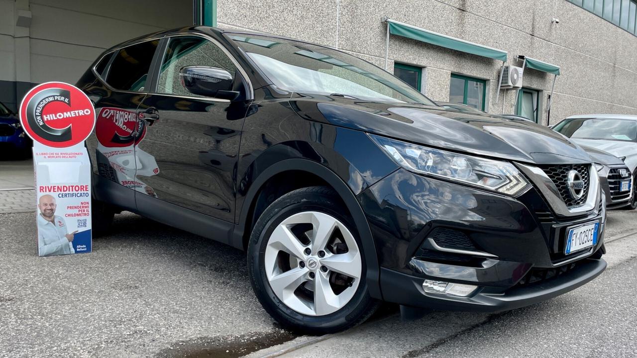 NISSAN QASHQAI 1.5 TEKNA 116CV - PACCHETTO LUCI, CAR PLAY, NEOPATENTATI
