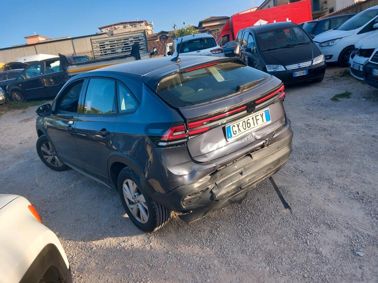 Volkswagen Taigo ANNO 2024 SINISTRADA