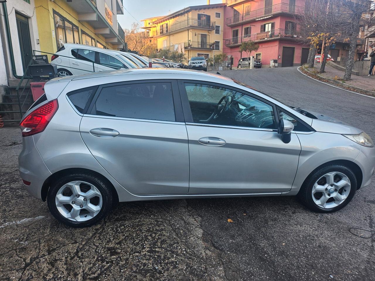 Ford Fiesta 1.4 TDCi 5p. Titanium