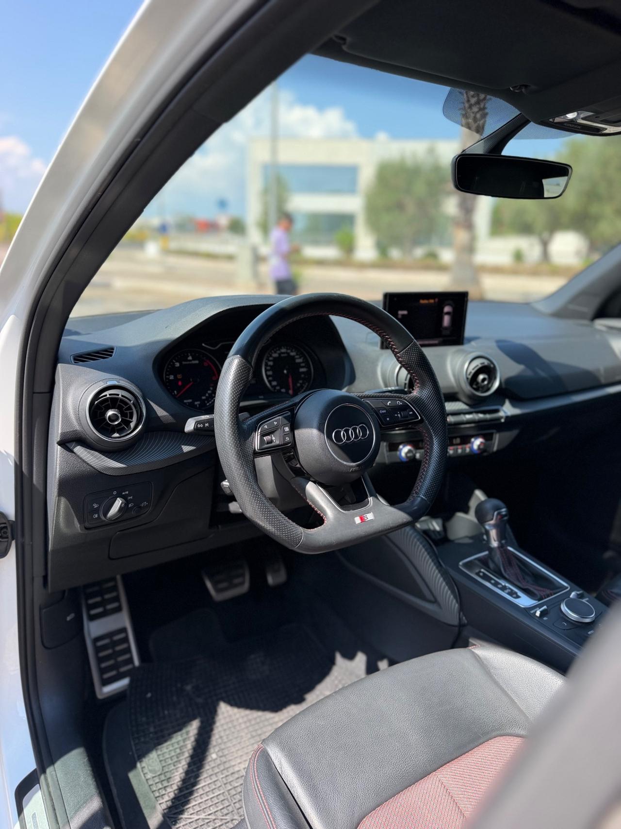 Audi Q2 35 TDI quattro S tronic line Edition