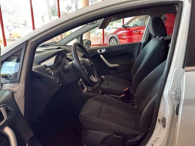 Ford Fiesta 1.4 TDCi 70CV 5 porte Titanium