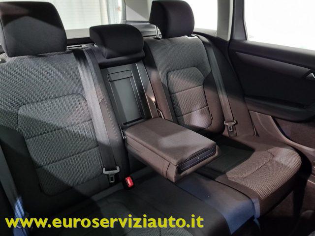 VOLKSWAGEN Passat VARIANT. 1.6 TDI DSG Comfortline