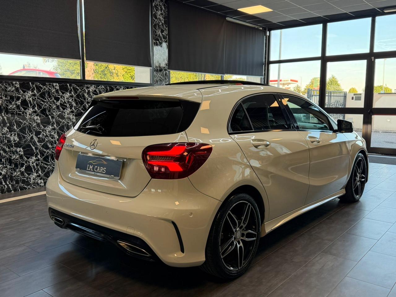 Mercedes-benz A 200 d Premium AMG