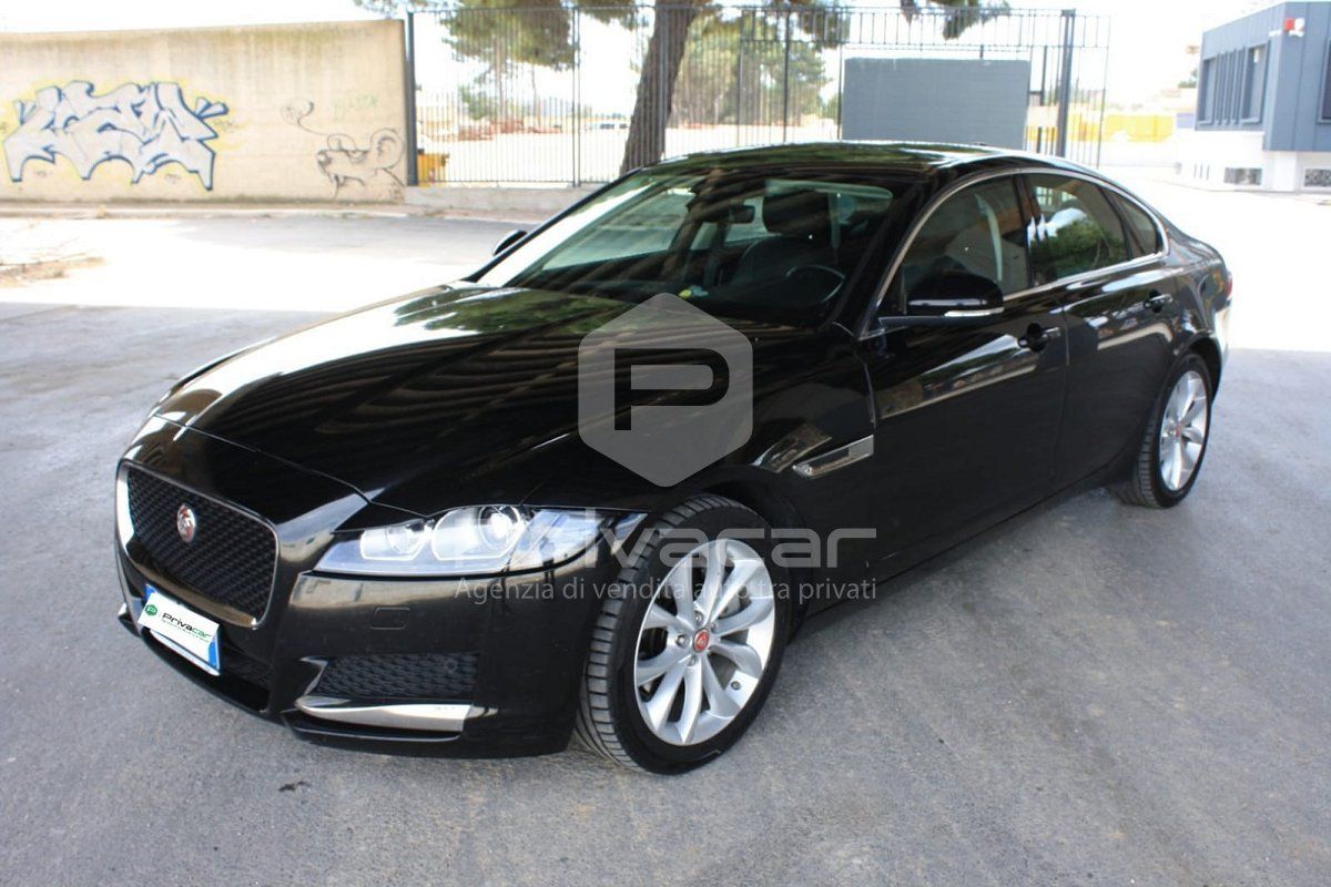 JAGUAR XF 2.0 D 180 CV aut. Prestige