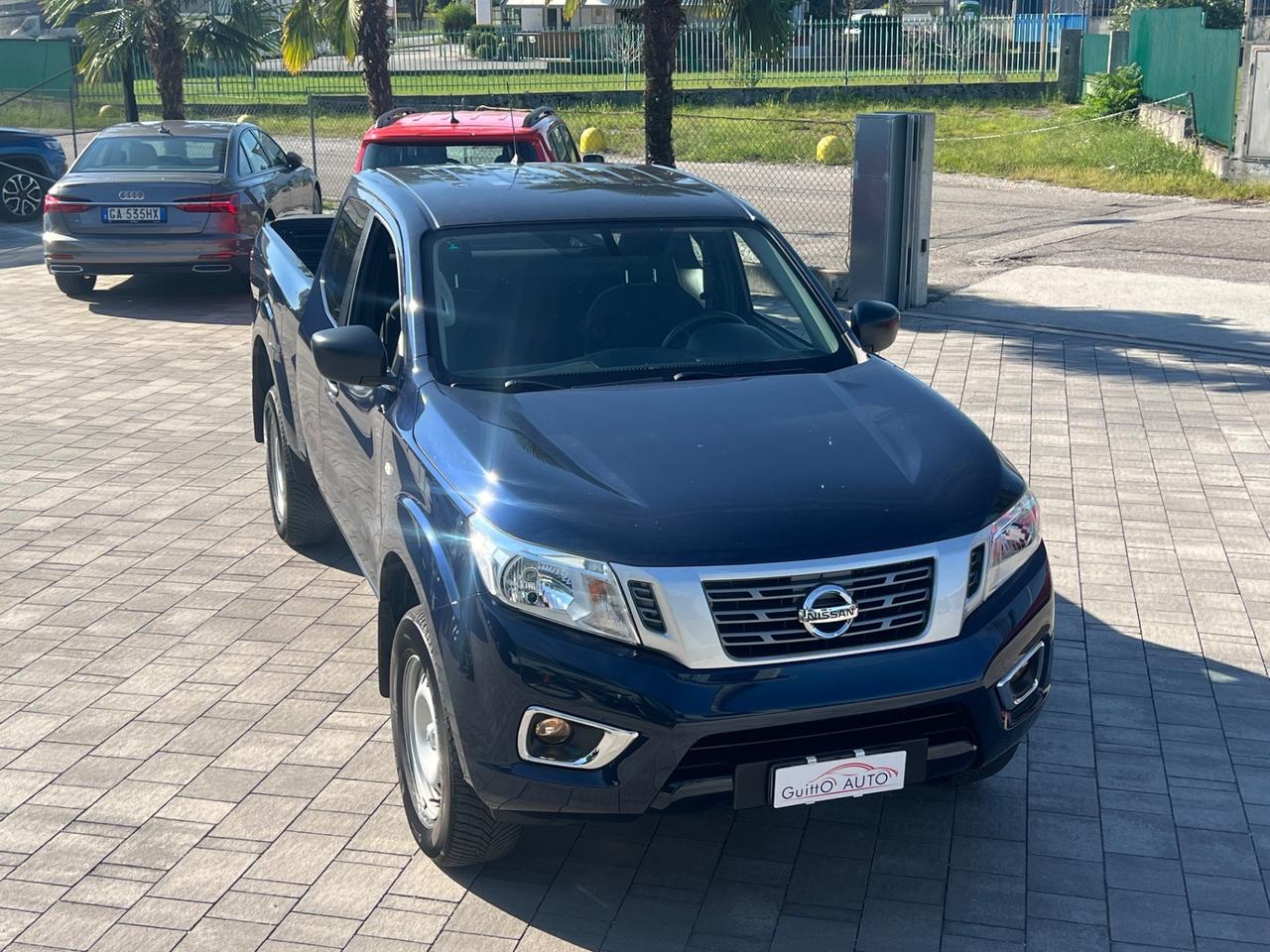 Nissan Navara 2.3 dCi 4WD King Cab Visia