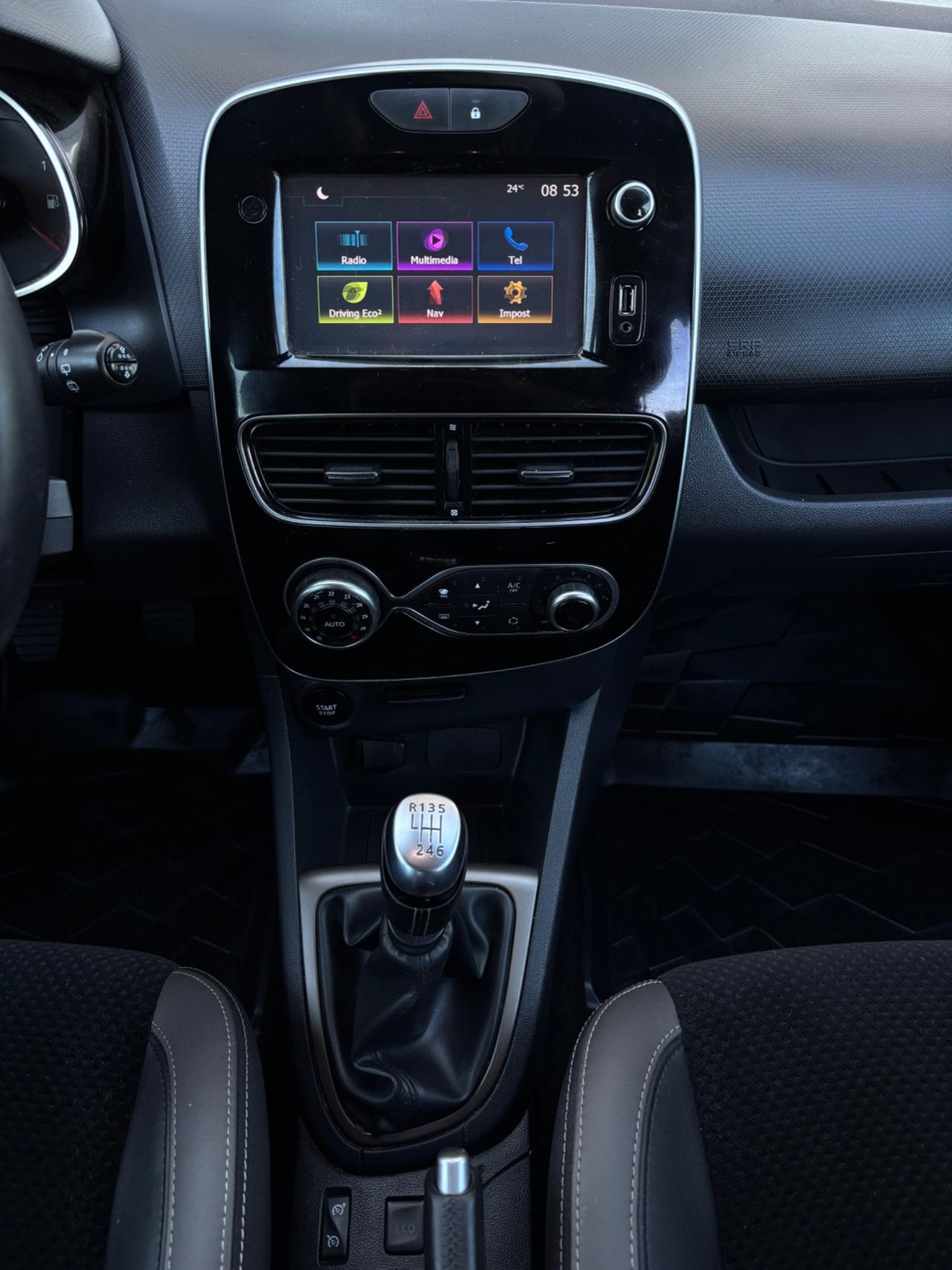 Renault Clio 1.2 benzina.Neopatentati.Garanzia 12mesi