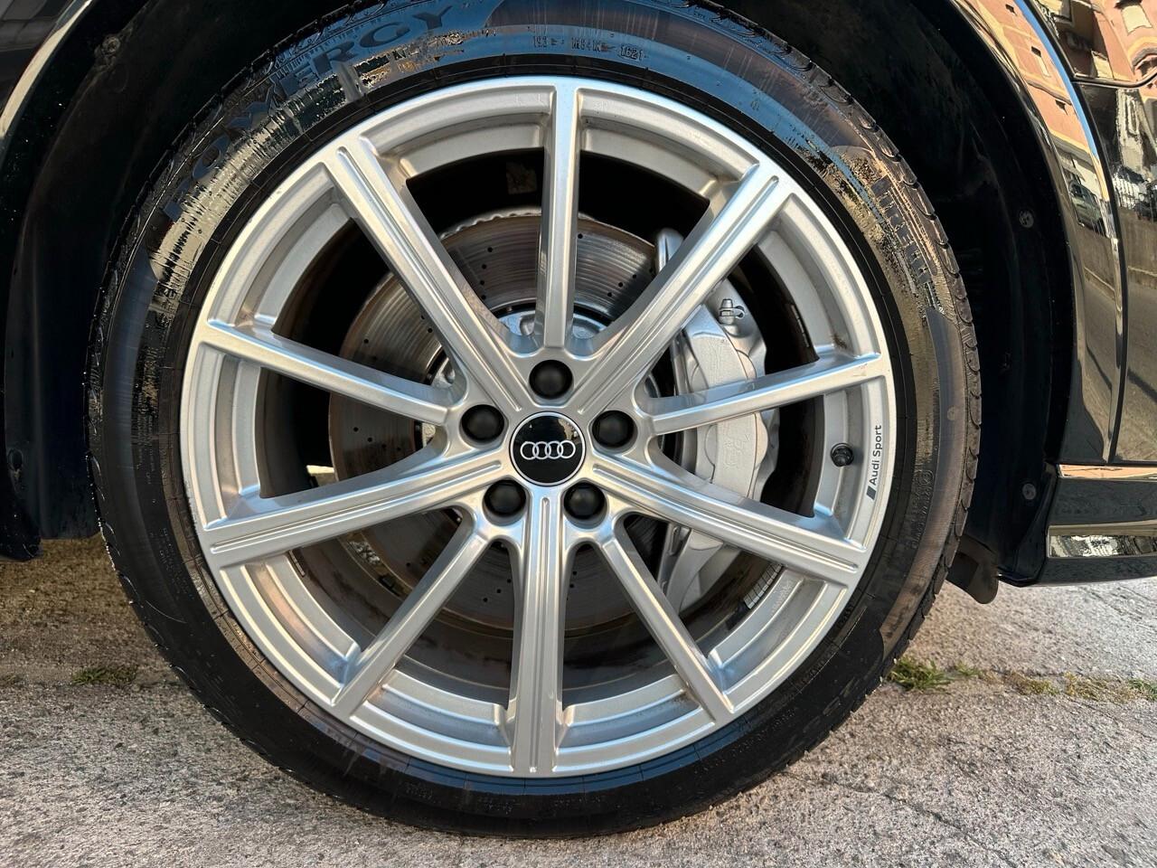 Audi Q3 RSQ3 Sportback 2.5 quattro s-tronic