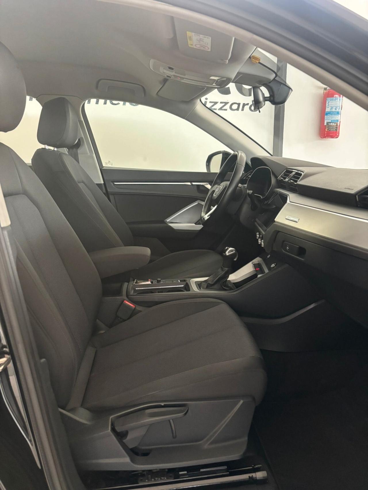 Audi Q3 35 TDI S tronic Business Advanced