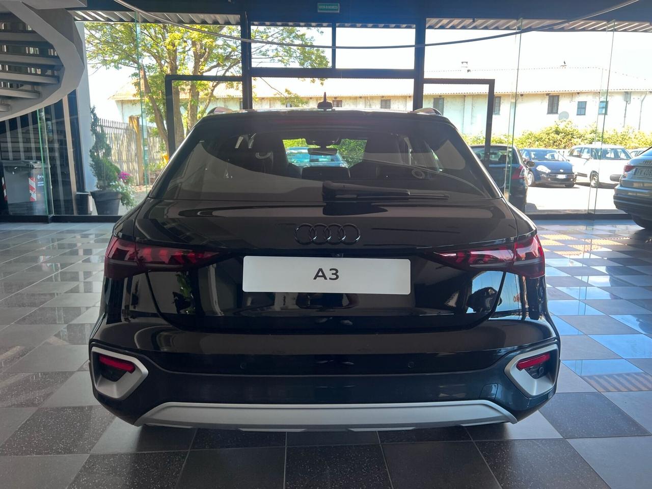 Audi A3 allstreet TFSI 110 kW S tronic Identity Contrast